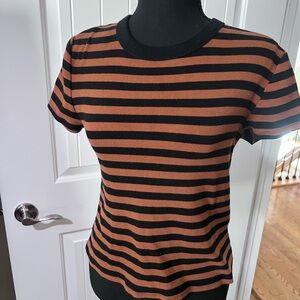 Old Navy Black and Brown Striped Short Sleeve Tee